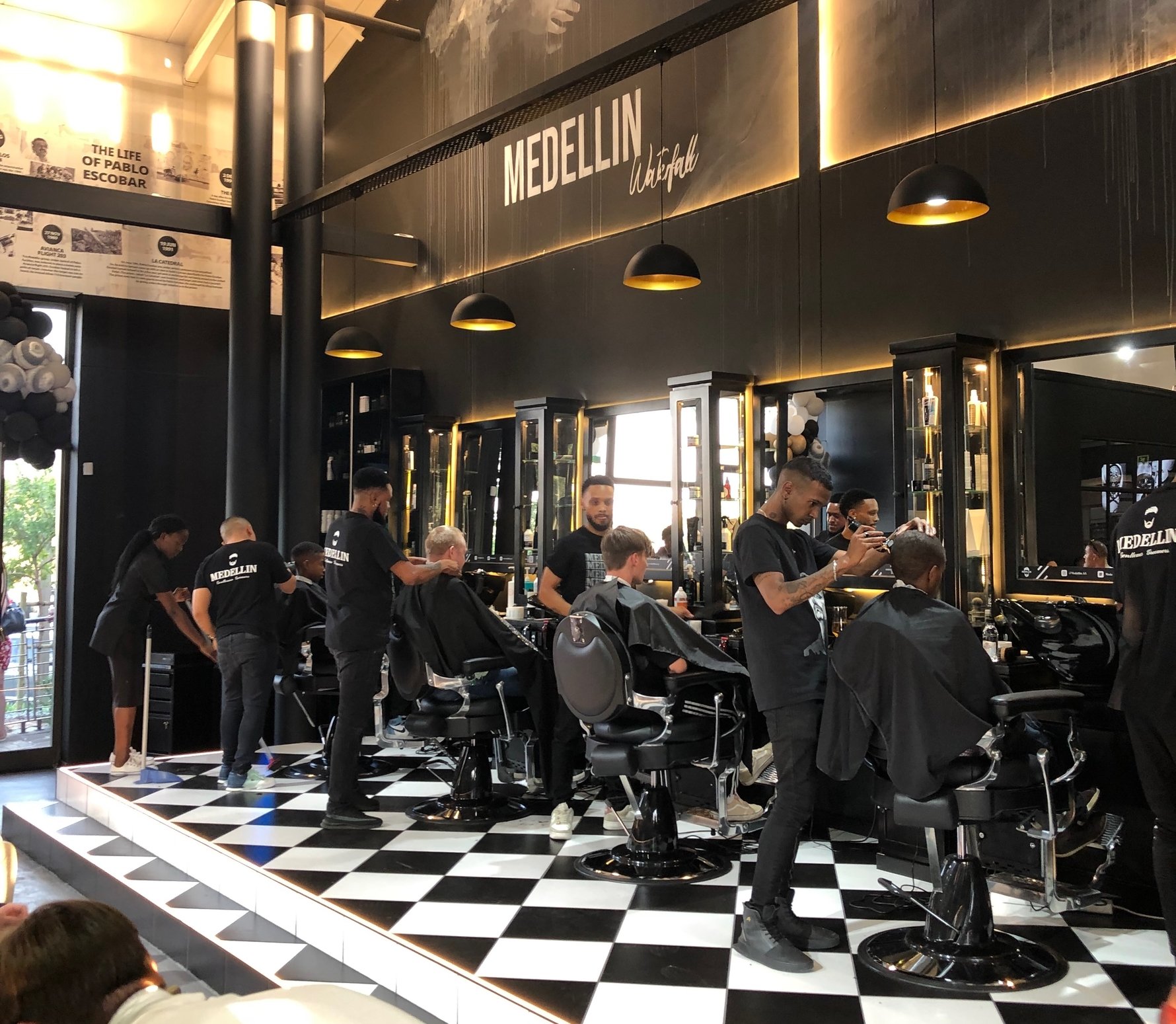 Salon & Barbershop